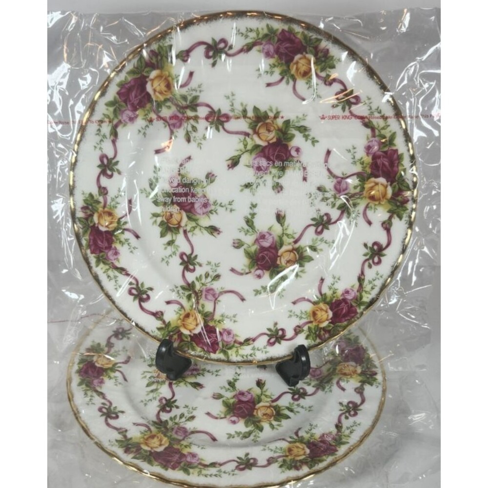 Set Of 2 Royal Albert Ruby Celebration Old Country Roses Chintz 8" Salad Plates